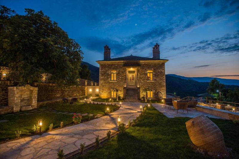 Nostos Country House