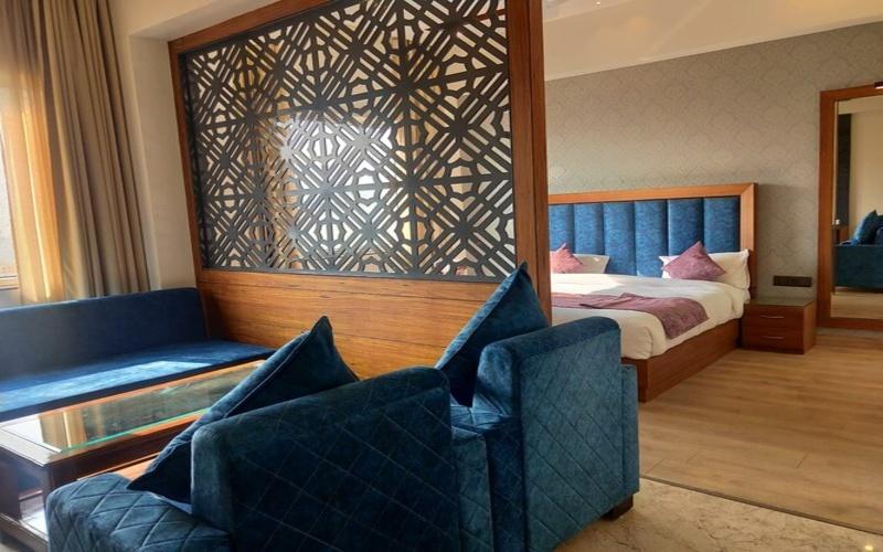 Four Leaf Hotel, Kasganj image 2