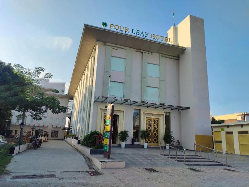 Four Leaf Hotel, Budaun image