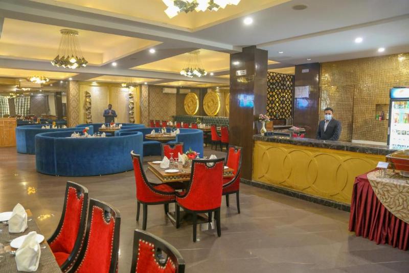 Four Leaf Hotel, Budaun image 2