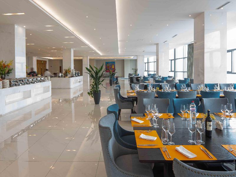 Hilton Brazzaville Les Tours Jumelles image