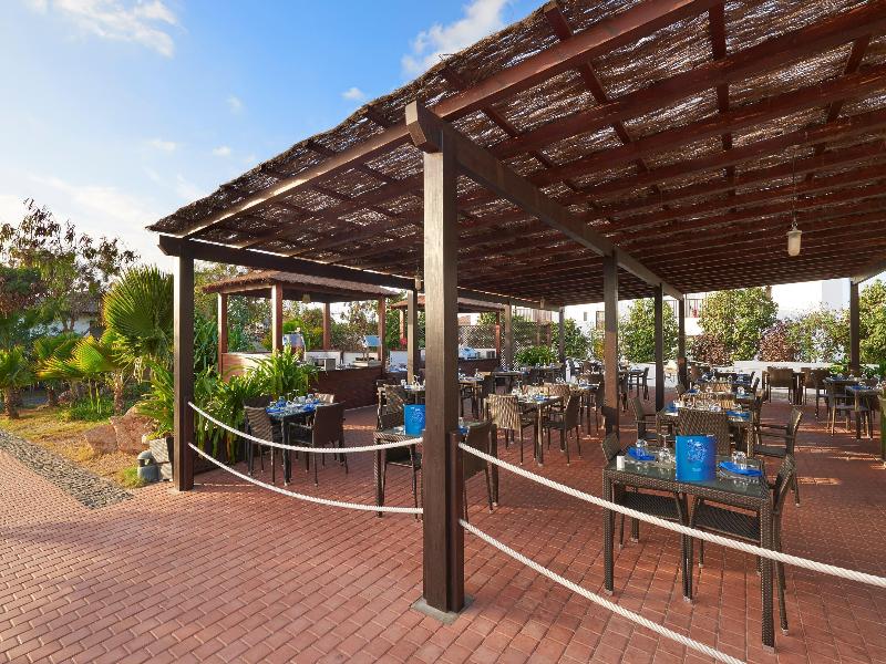Meliã¡ Dunas Beach Resort & Spa image