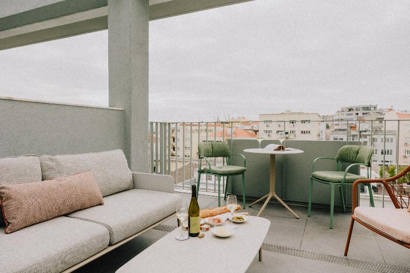 Wilde Aparthotels Lisbon Liberdade image
