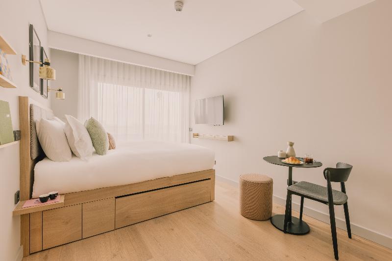 Wilde Aparthotels Lisbon Liberdade image