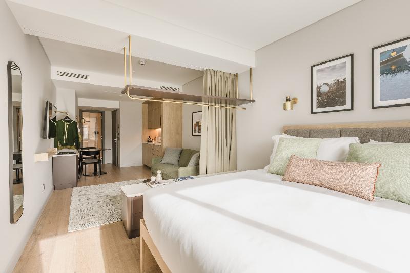 Wilde Aparthotels Lisbon Liberdade image