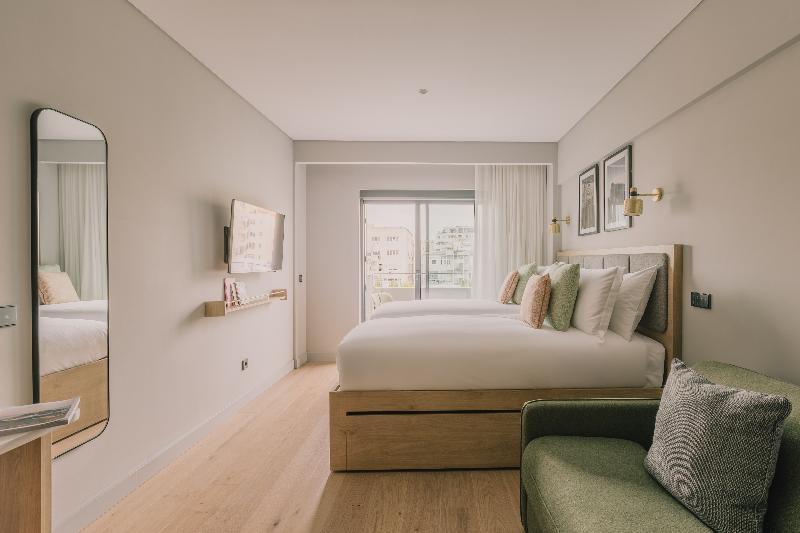 Wilde Aparthotels Lisbon Liberdade image