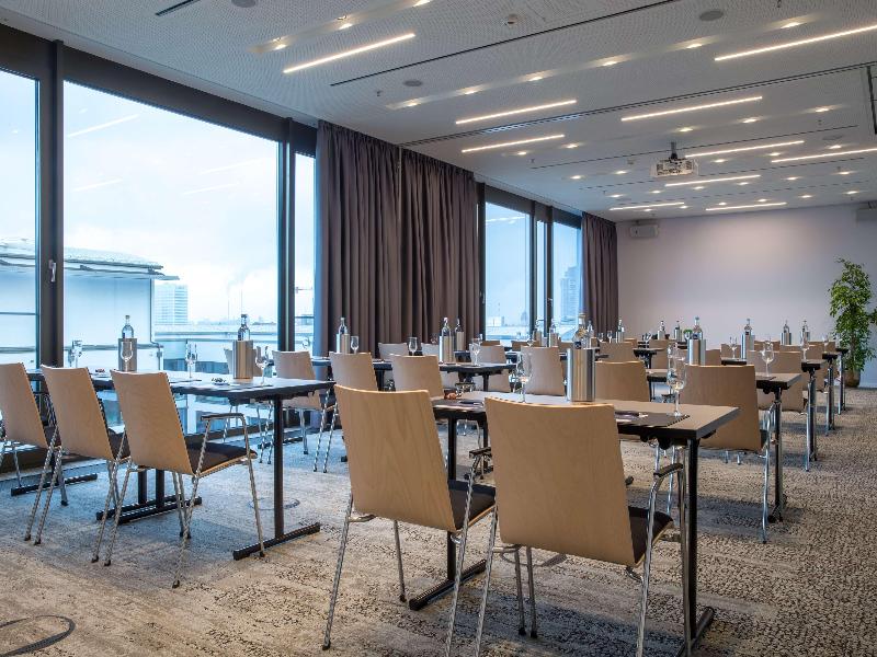 Radisson Blu Hotel Mannheim image