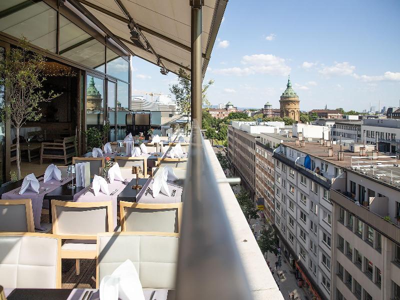 Radisson Blu Hotel Mannheim image