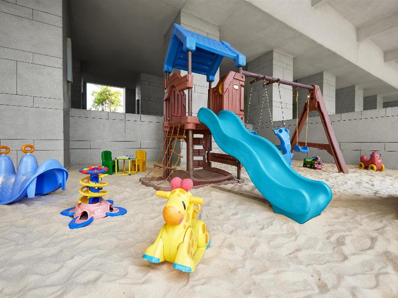 Grand Hyatt Mumbai Hotel And Residences image