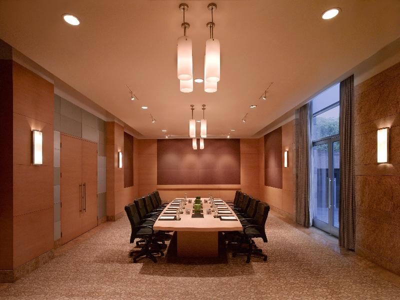 Grand Hyatt Mumbai Hotel And Residences image