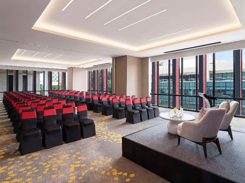 Hilton Bengaluru Embassy Manyata Business Park image