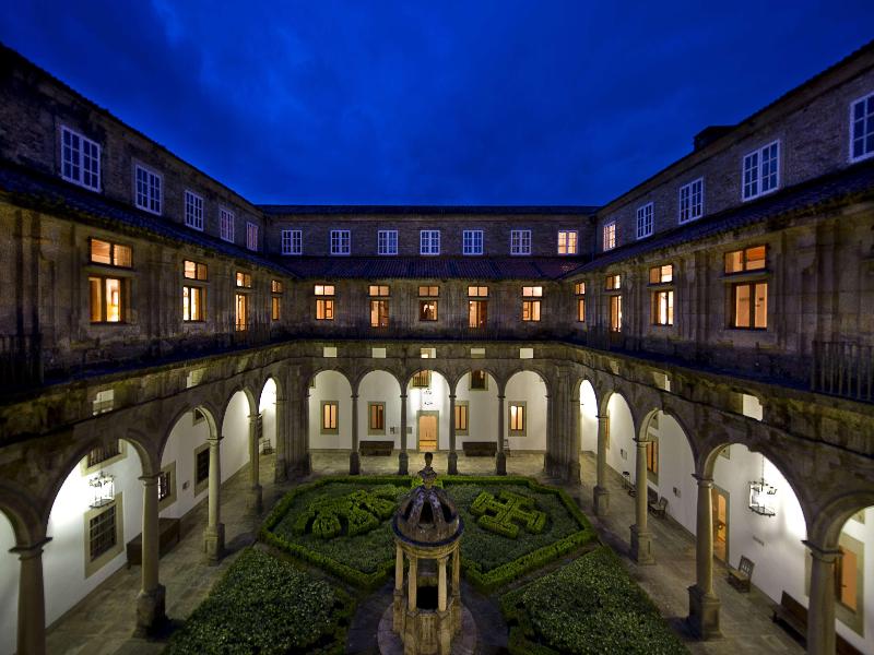 Parador Hostal Dos Reis Cata Licos image