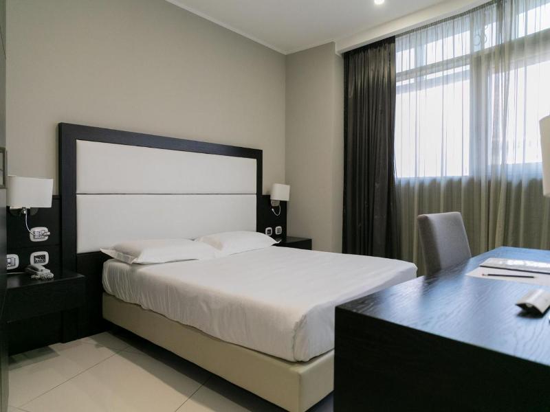 Marconi Hotel image