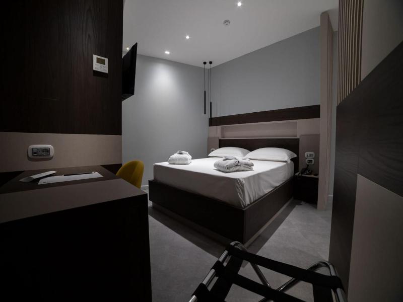 Marconi Hotel image