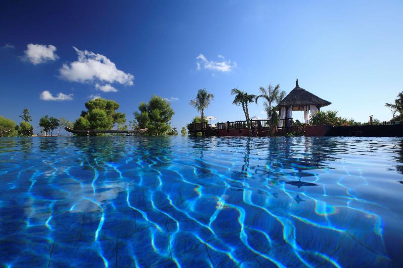 Asia Gardens A Royal Hideaway image
