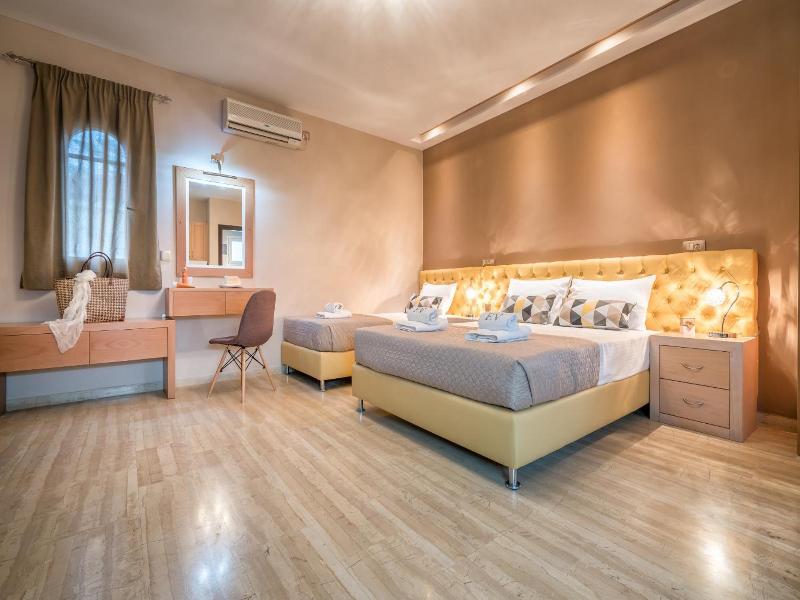 Fiorentinos Villa image