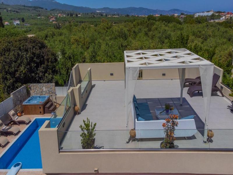Fiorentinos Villa image
