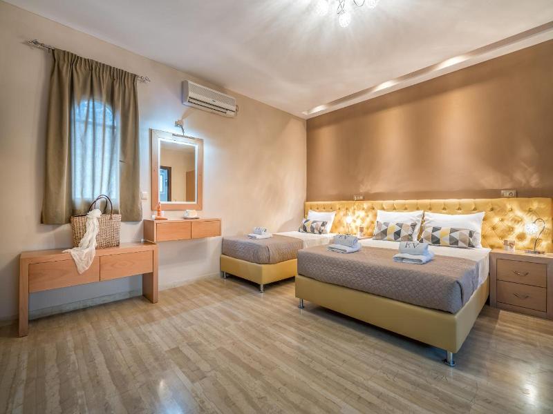 Fiorentinos Villa image