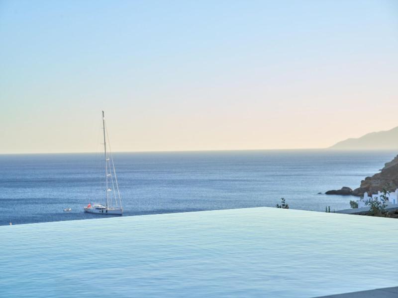 Ios Grand Pool Suites image