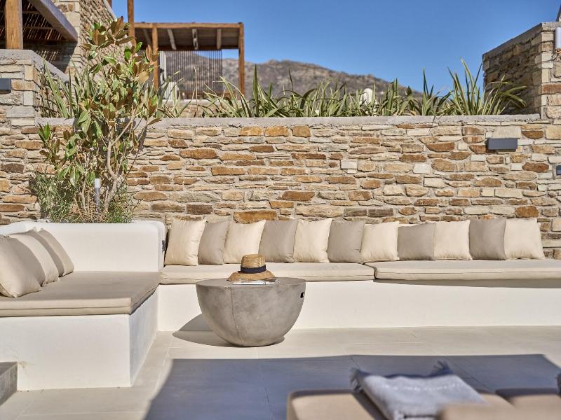 Ios Grand Pool Suites image