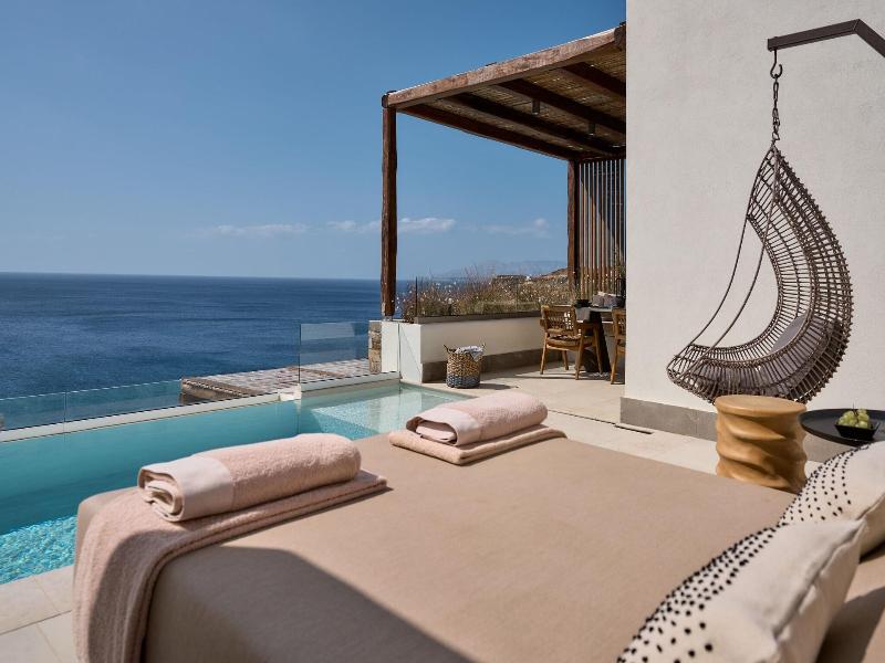 Ios Grand Pool Suites image