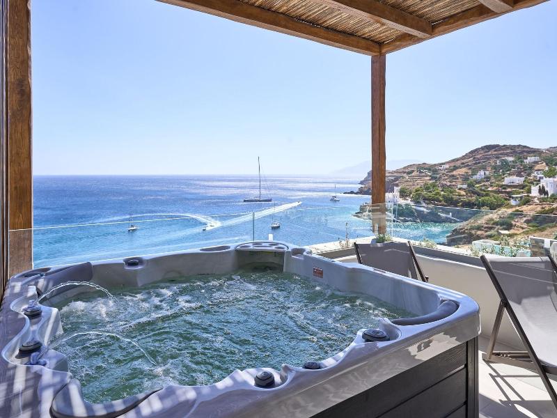 Ios Grand Pool Suites image