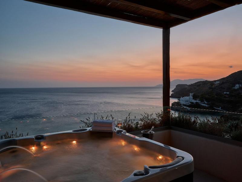 Ios Grand Pool Suites image