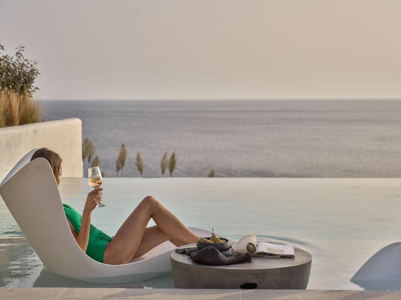 Ios Grand Pool Suites image