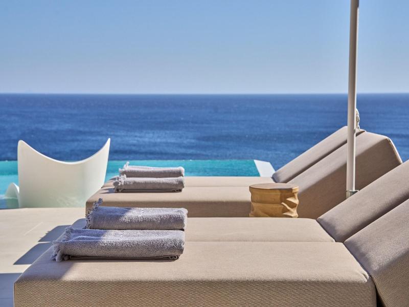 Ios Grand Pool Suites image