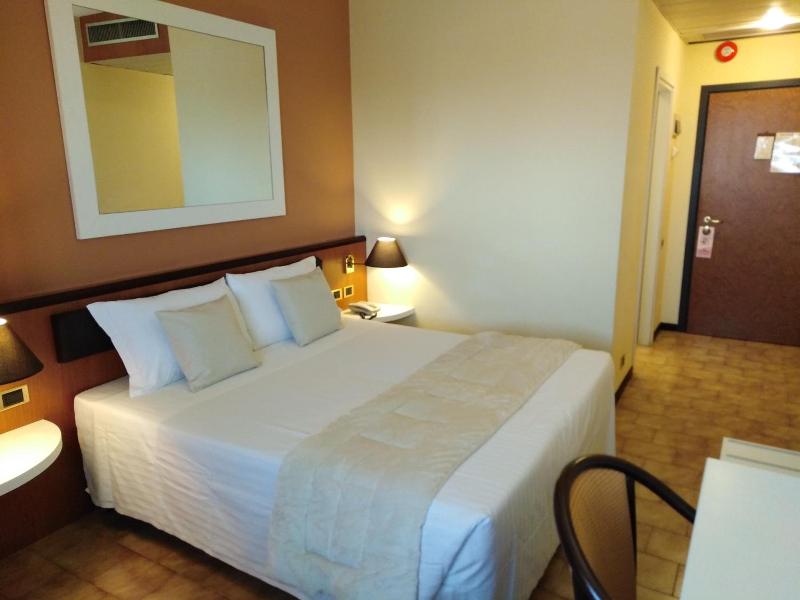 Grand Hotel Bologna Congress N Wellness image
