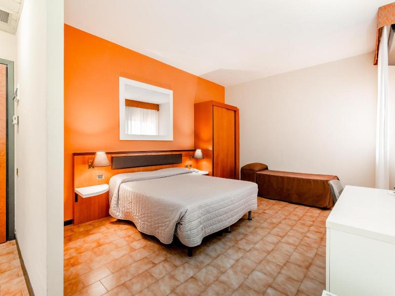 Grand Hotel Bologna Congress N Wellness image