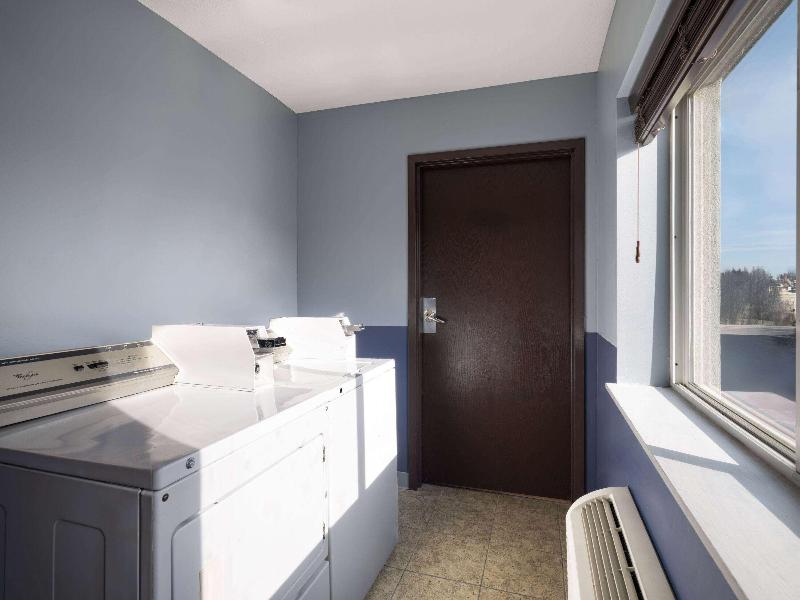 Best Western Woodstock Inn image