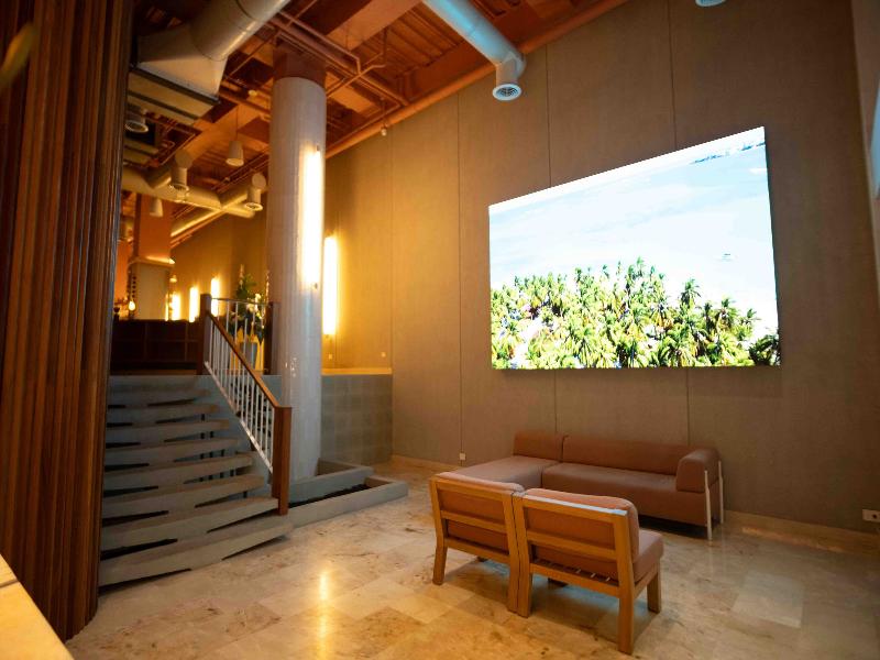 Zapadilly Tree Hotel image