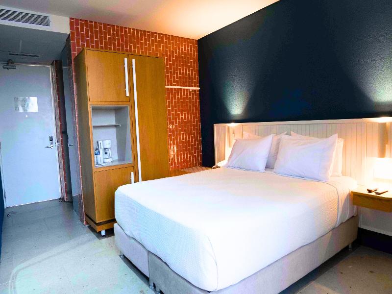 Zapadilly Tree Hotel image