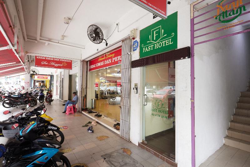 Fast Hotel Sri Gombak By Zuzu image