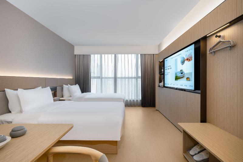 Ji hotel Guangzhou Financial City West Zhongshan  image
