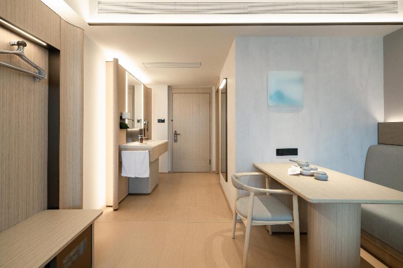 Ji hotel Guangzhou Financial City West Zhongshan  image