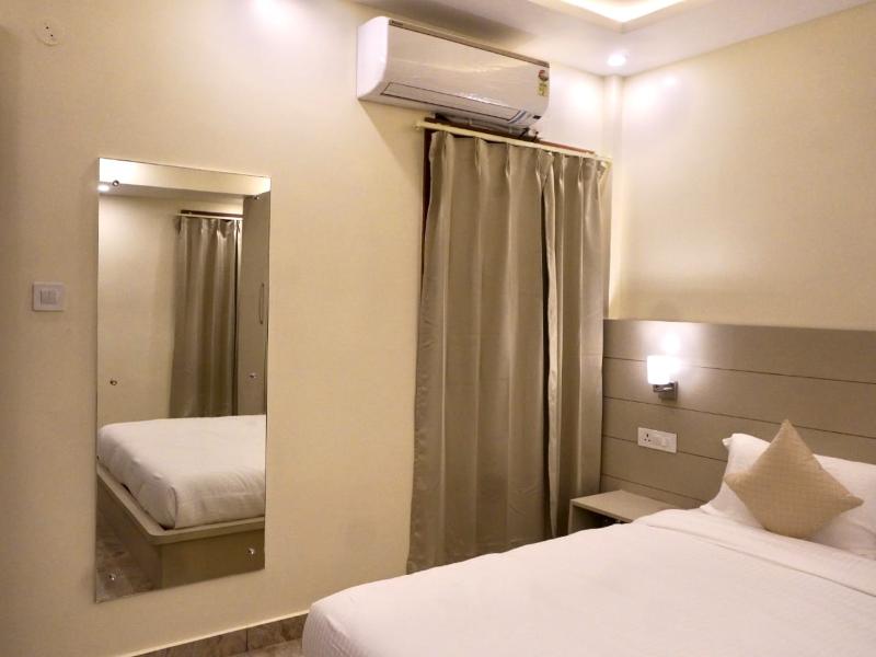 Green Hills Hotel image 9