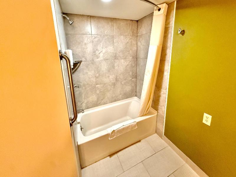 Sleep Inn & Suites Niantic North image