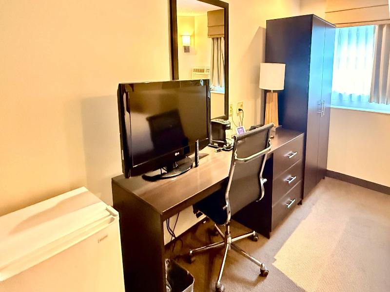 Sleep Inn & Suites Niantic North image