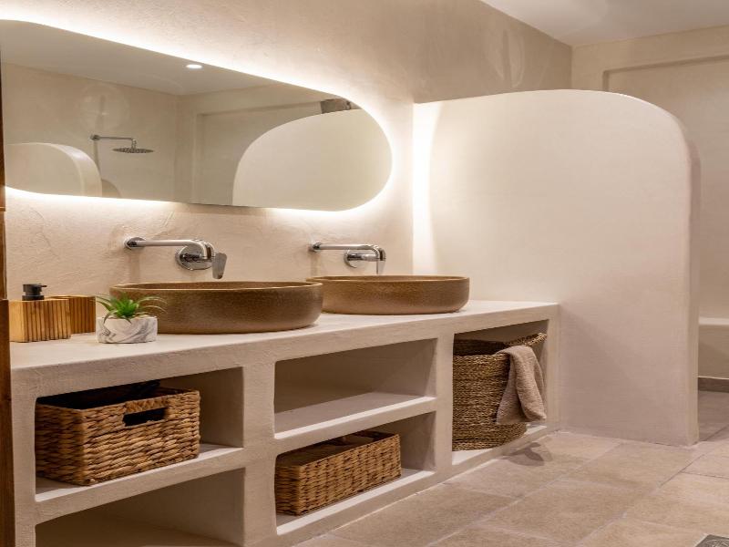Euphoria Suites Spa image