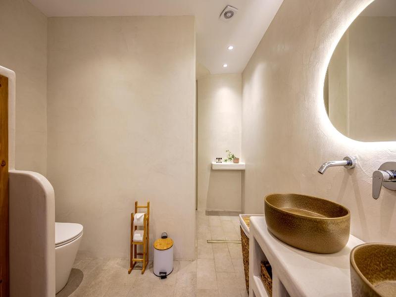 Euphoria Suites Spa image