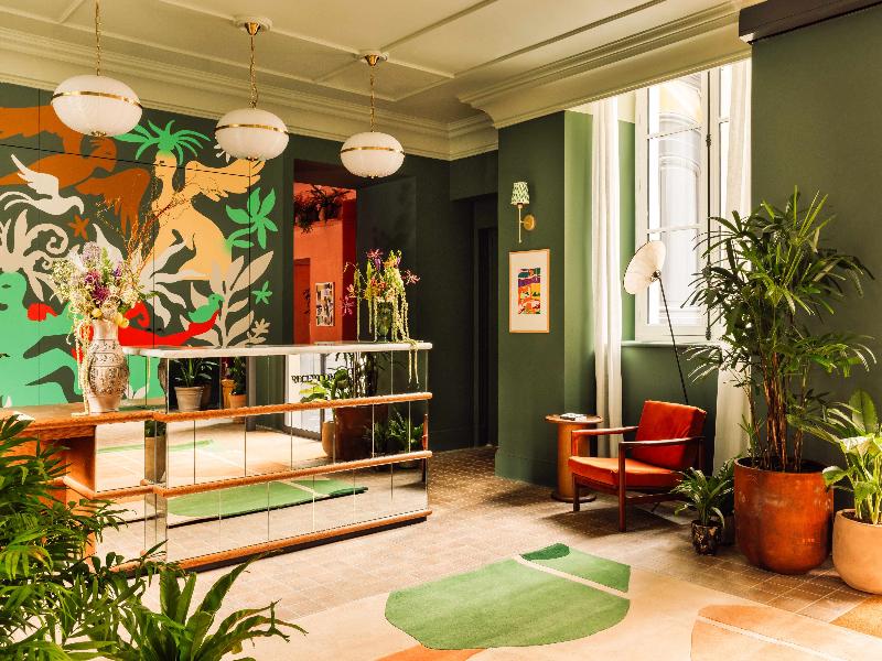Le Jardin De Verre By Locke — view