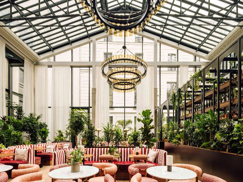 Le Jardin De Verre By Locke image