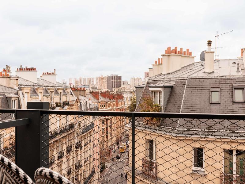 Le Jardin De Verre By Locke image