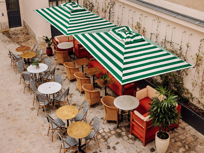 Le Jardin De Verre By Locke image