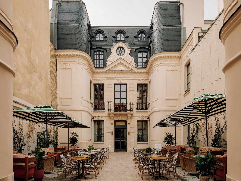 Le Jardin De Verre By Locke image