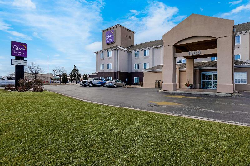 Sleep Inn & Suites Green Bay South image