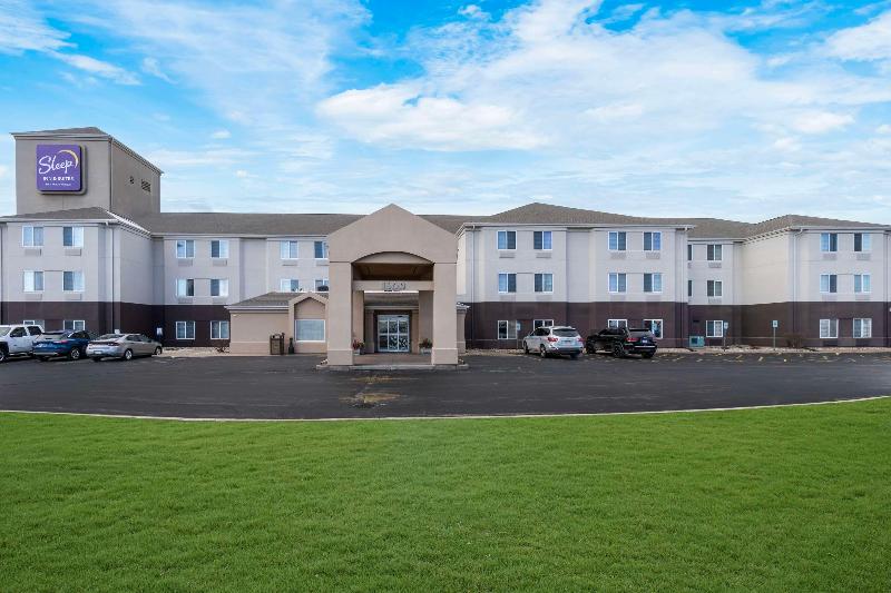 Sleep Inn & Suites Green Bay South image