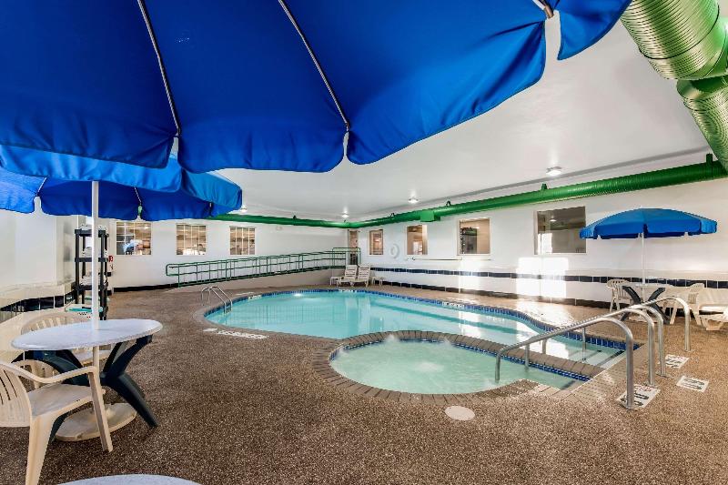 Sleep Inn & Suites Green Bay South image
